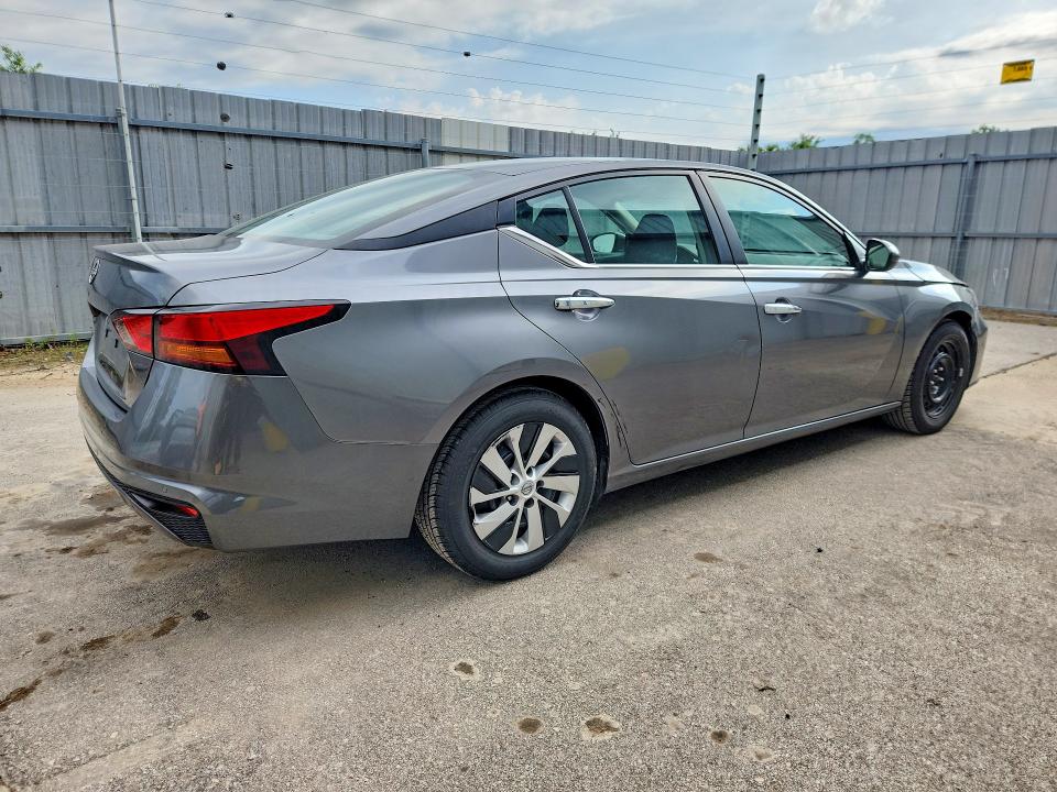 Продаж на аукціоні авто 2023 Nissan Altima, vin: 1N4BL4BV4PN415664, номер лоту: 56089116