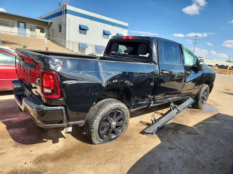 57396976 :رقم المزاد ، 3C6UR5DJ4TG236763 vin ، 2026 Ram 2500 مزاد بيع