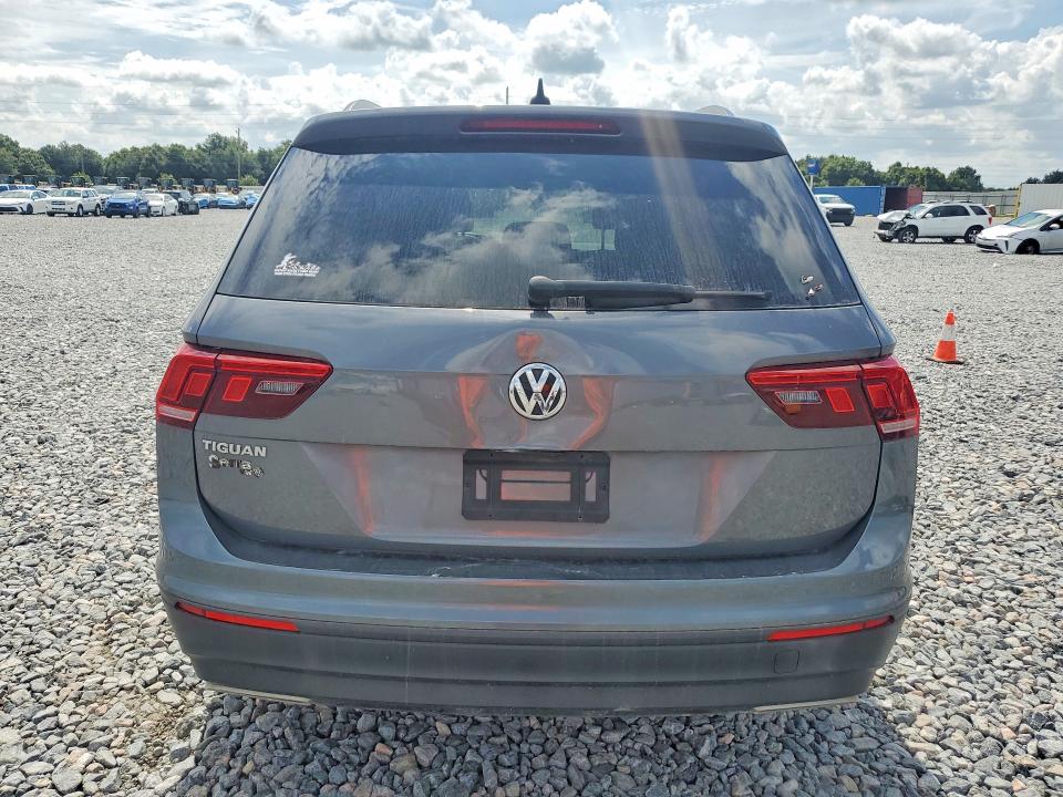 2020 Volkswagen Tiguan მანქანა იყიდება აუქციონზე, vin: 3VV1B7AXXLM038504, აუქციონის ნომერი: 58296216