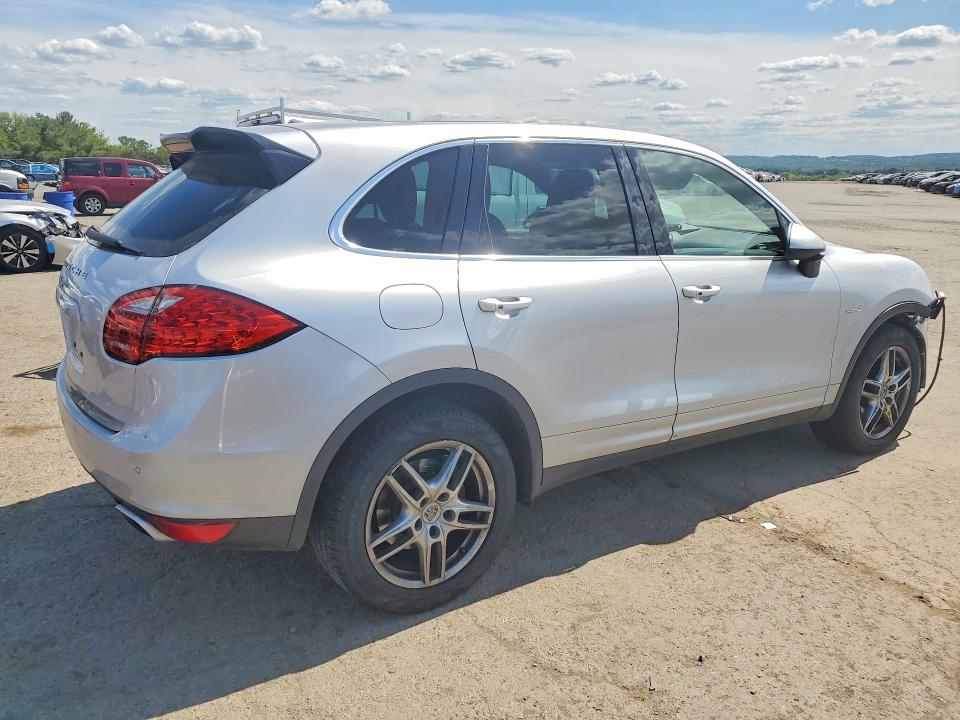55084486 :رقم المزاد ، WP1AF2A2XDLA39924 vin ، 2013 Porsche Cayenne مزاد بيع