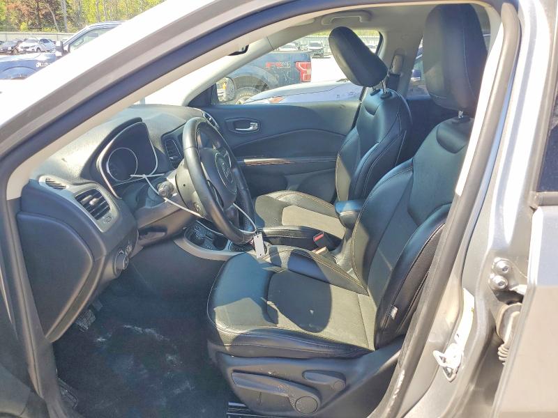 55422876 :رقم المزاد ، 3C4NJDBB1LT138257 vin ، 2020 Jeep Compass مزاد بيع
