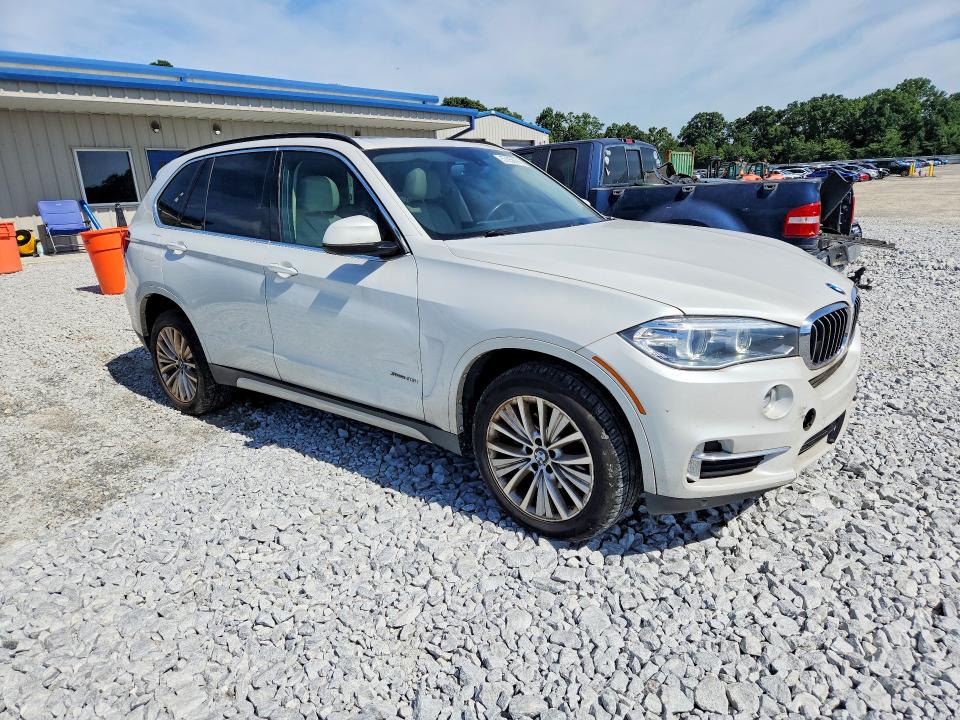 57056396 :رقم المزاد ، 5UXKR2C58G0U17263 vin ، 2016 Bmw X5 مزاد بيع