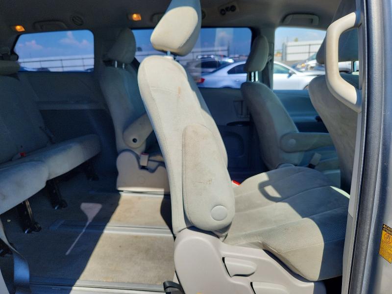 Продажа на аукционе авто 2014 Toyota Sienna, vin: 5TDZK3DCXES516555, номер лота: 57581806