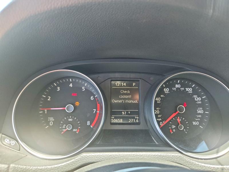 56177356 :رقم المزاد ، 1VWBA7A38JC045482 vin ، 2018 Volkswagen Passat مزاد بيع
