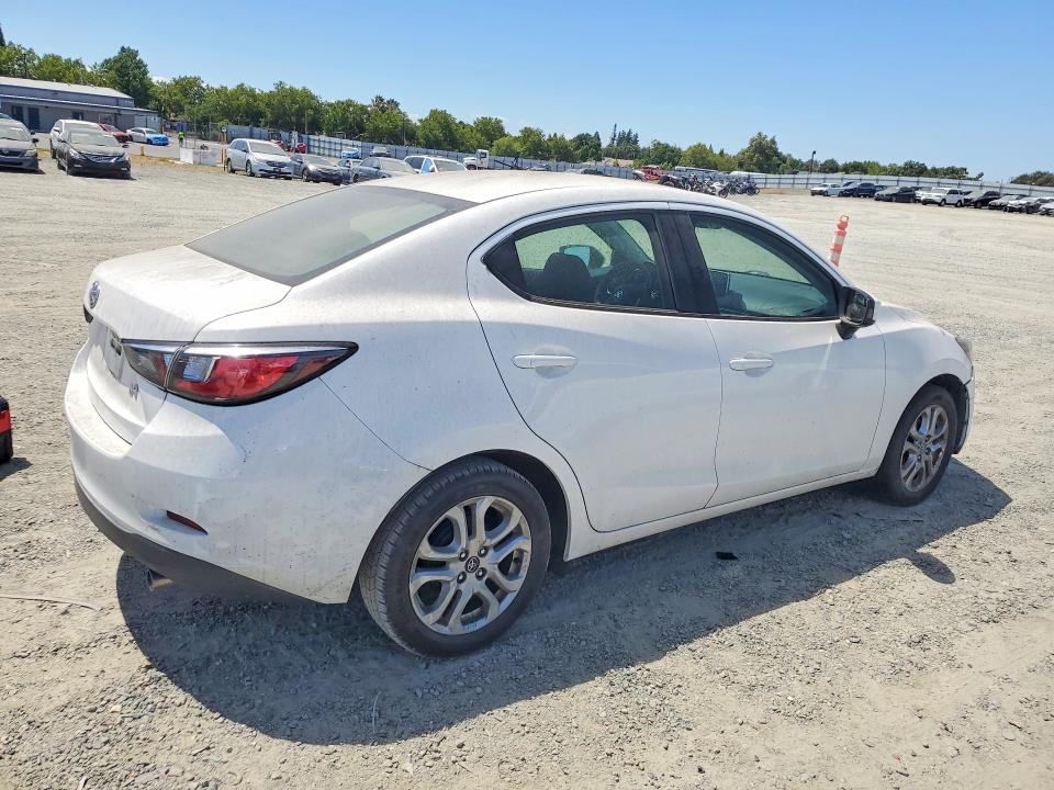 Продажа на аукционе авто 2017 Toyota Yaris Ia, vin: 3MYDLBYV4HY169252, номер лота: 58923796