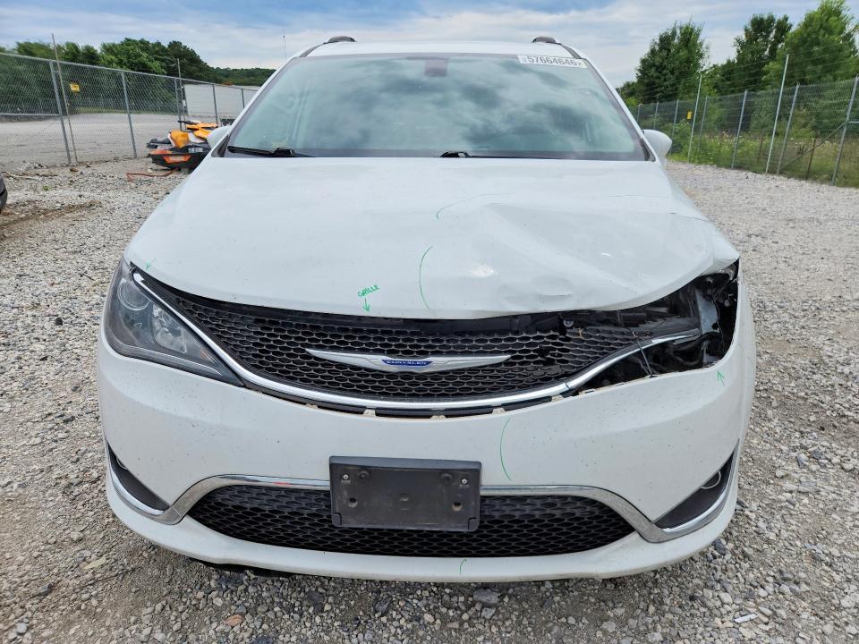 2020 Chrysler Pacifica მანქანა იყიდება აუქციონზე, vin: 2C4RC1BG9LR268618, აუქციონის ნომერი: 57664646