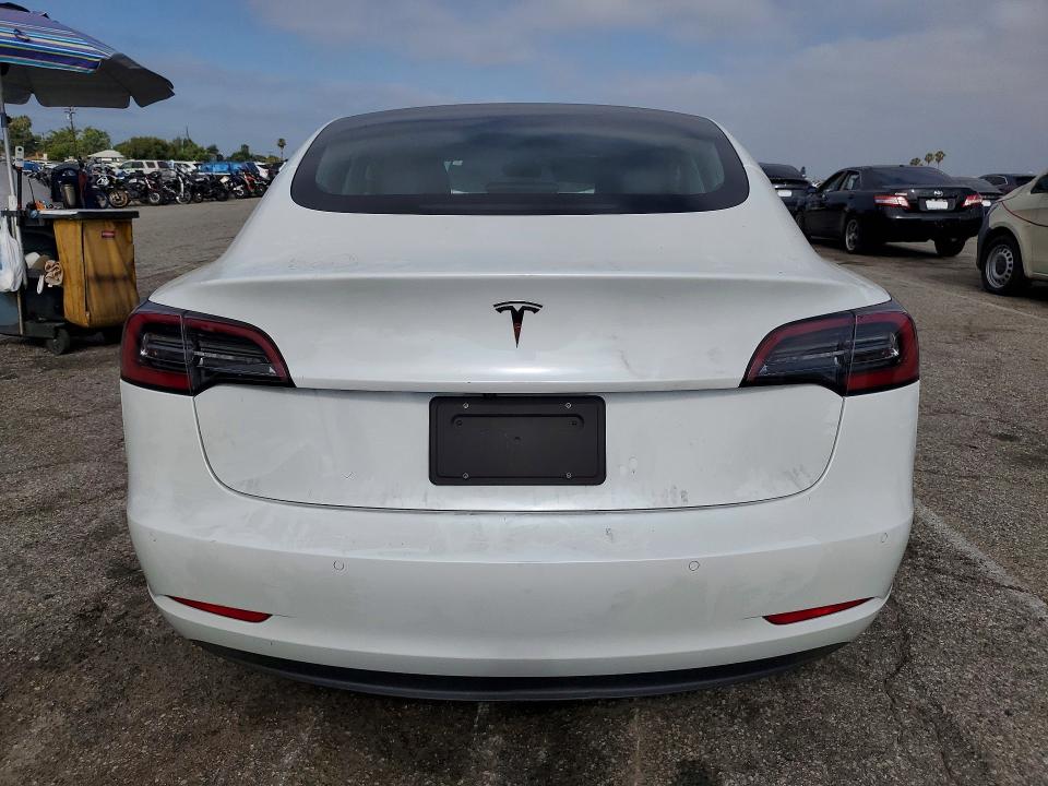 57927916 :رقم المزاد ، 5YJ3E1EA3LF660092 vin ، 2020 Tesla Model 3 مزاد بيع