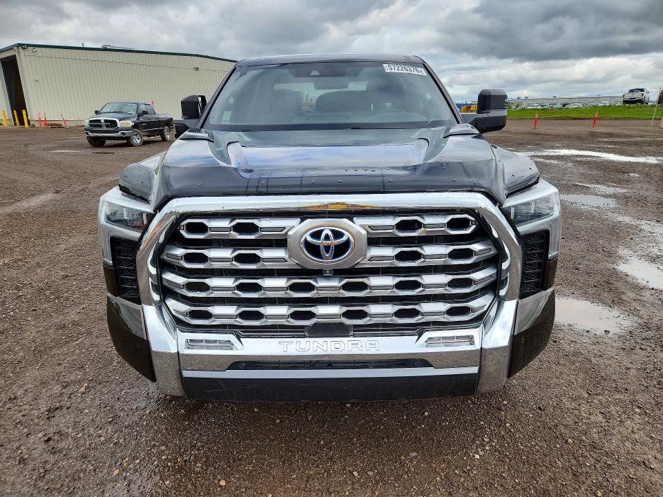 57226376 :رقم المزاد ، 5TFMC5DB6NX006689 vin ، 2022 Toyota Tundra مزاد بيع