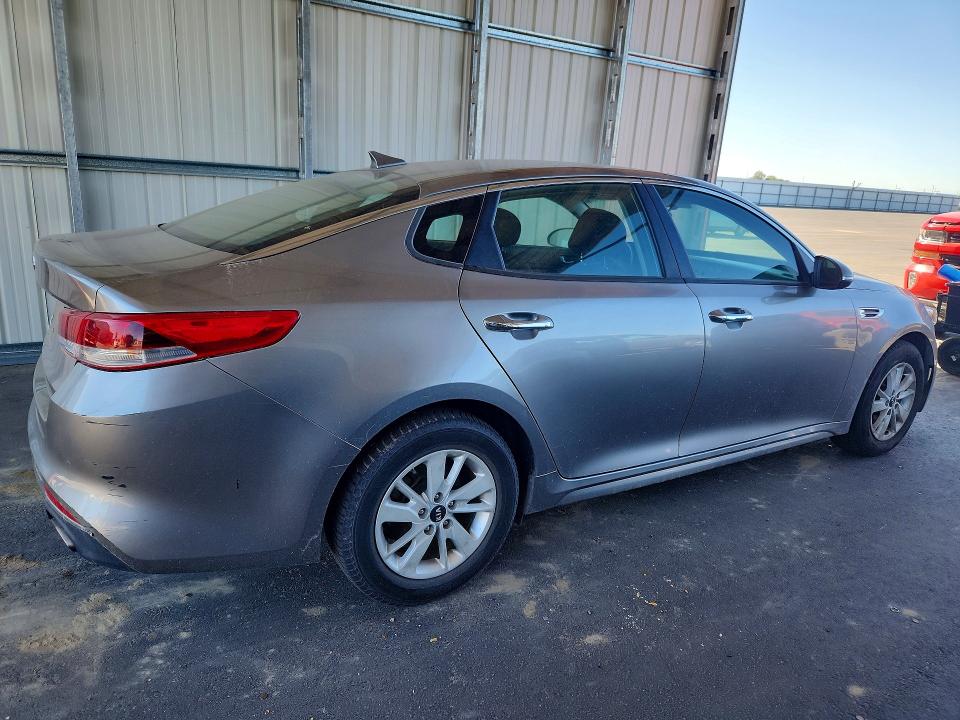 56698626 :رقم المزاد ، 5XXGT4L39JG211782 vin ، 2018 Kia Optima مزاد بيع