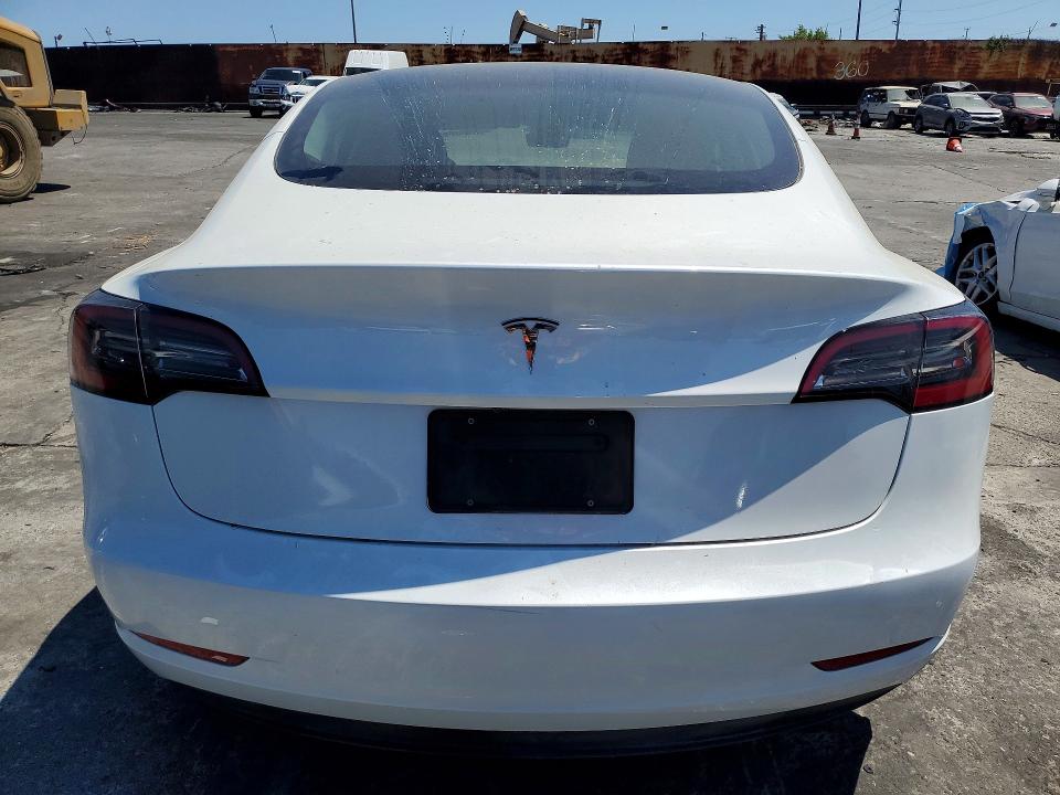 Продажа на аукционе авто 2023 Tesla Model 3, vin: 5YJ3E1EA3PF687668, номер лота: 58732966