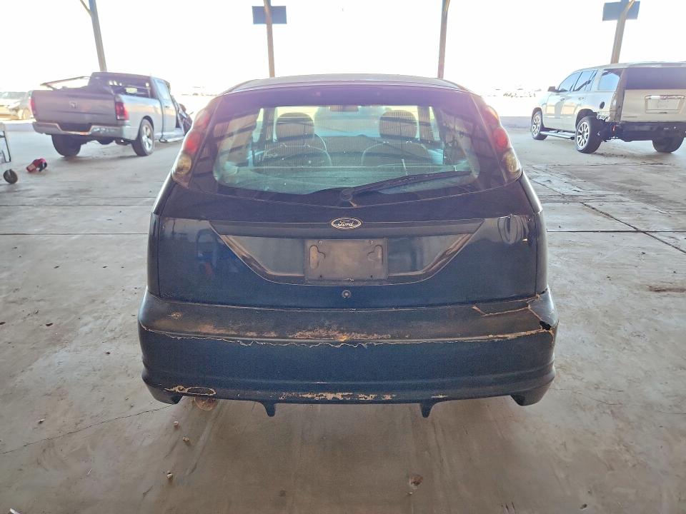 57092316 :رقم المزاد ، 3FAFP31N95R143883 vin ، 2005 Ford Focus مزاد بيع
