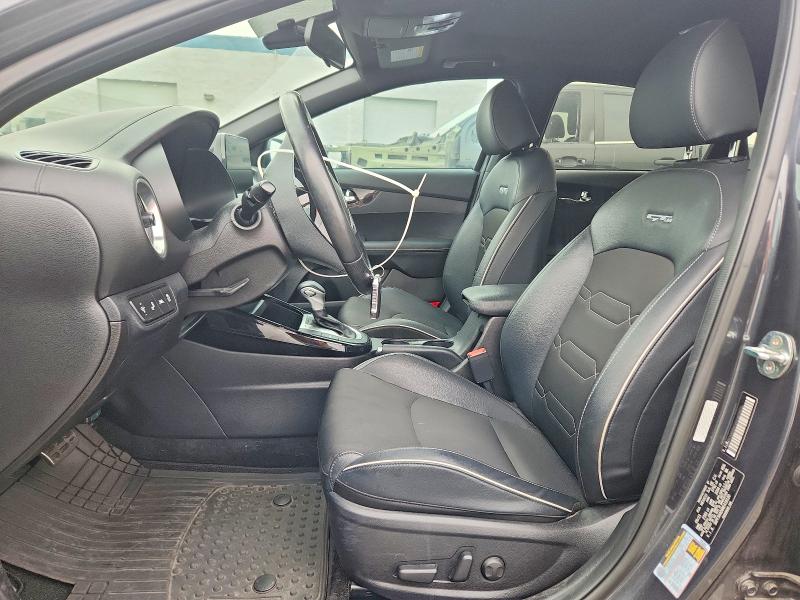 55992406 :رقم المزاد ، 3KPF34AD6ME418120 vin ، 2021 Kia Forte مزاد بيع
