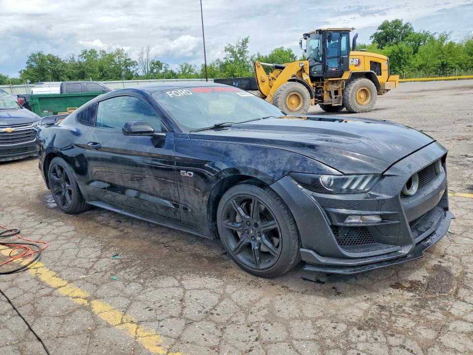 58449636 :رقم المزاد ، 1FA6P8CF8F5433782 vin ، 2015 Ford Mustang مزاد بيع