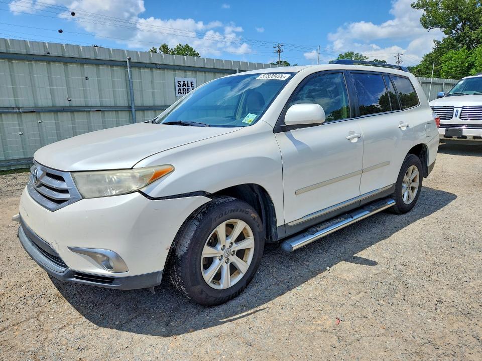 57895426 :رقم المزاد ، 5TDZK3EH5BS043217 vin ، 2011 Toyota Highlander مزاد بيع