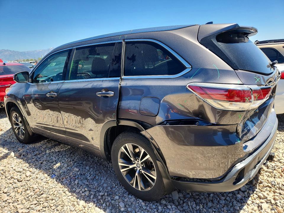 Продаж на аукціоні авто 2016 Toyota Highlander, vin: 5TDJKRFH5GS356001, номер лоту: 57143166