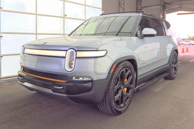 2023 Rivian R1s მანქანა იყიდება აუქციონზე, vin: 7PDSGABA4PN019950, აუქციონის ნომერი: 57083326
