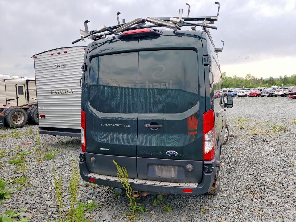 58301306 :رقم المزاد ، 1FTBW2CG2KKB27156 vin ، 2019 Ford Transit مزاد بيع