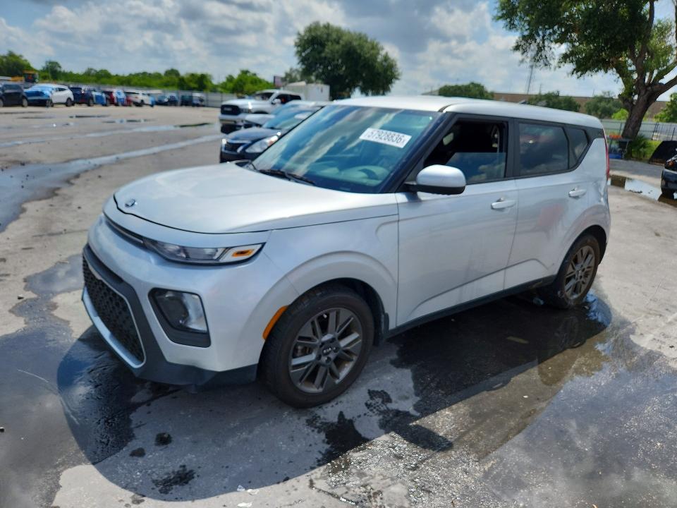 Auction sale of the 2021 Kia Soul, vin: KNDJ23AU4M7795665, lot number: 57928836