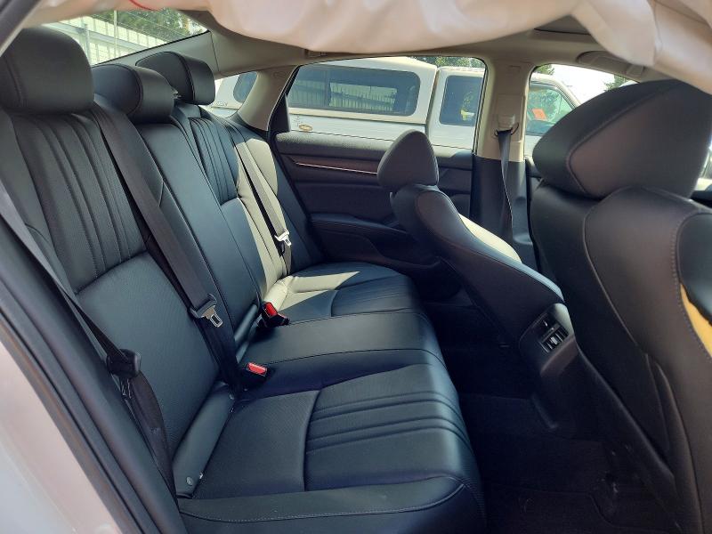 Продаж на аукціоні авто 2018 Honda Accord, vin: 1HGCV2F57JA009031, номер лоту: 56648106