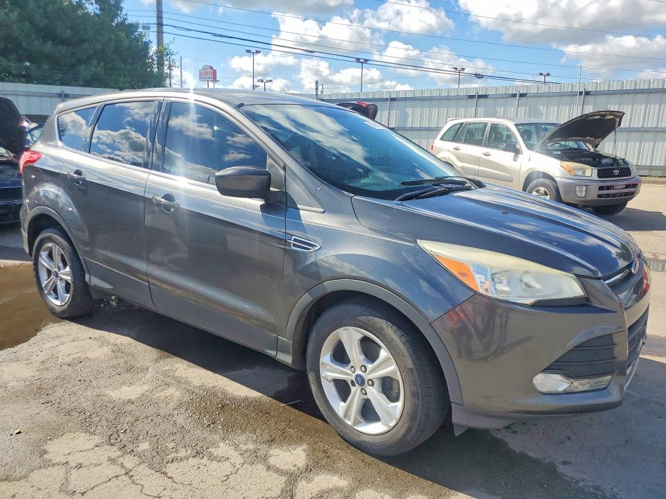 2015 Ford Escape მანქანა იყიდება აუქციონზე, vin: 1FMCU0GX6FUB80229, აუქციონის ნომერი: 57561296