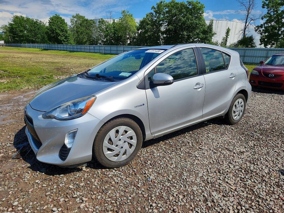 57091486 :رقم المزاد ، JTDKDTB30G1139099 vin ، 2016 Toyota Prius C مزاد بيع