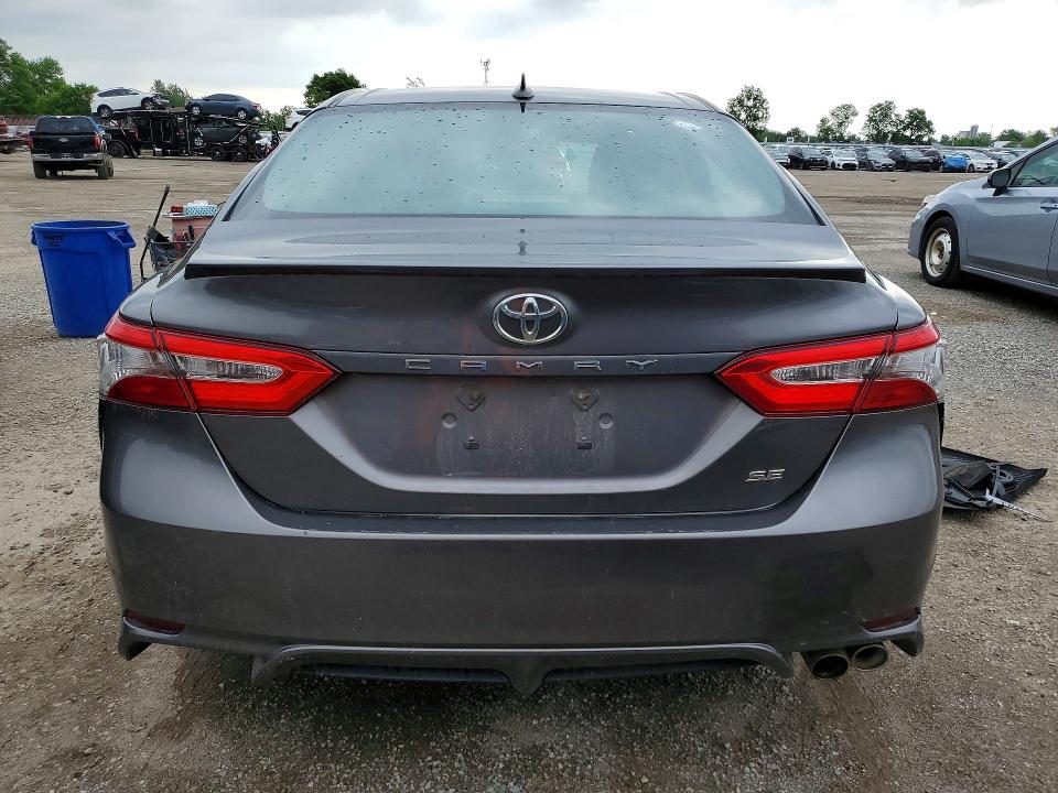 56429046 :رقم المزاد ، 4T1B11HK1KU247410 vin ، 2019 Toyota Camry مزاد بيع