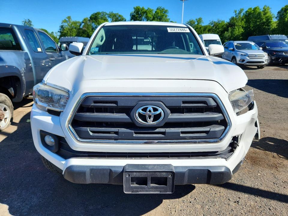 55272886 :رقم المزاد ، 5TFSZ5AN4HX071582 vin ، 2017 Toyota Tacoma مزاد بيع