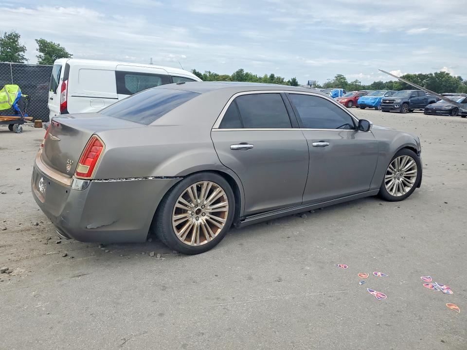 2011 Chrysler 300 მანქანა იყიდება აუქციონზე, vin: 2C3CA5CG3BH585675, აუქციონის ნომერი: 55305756
