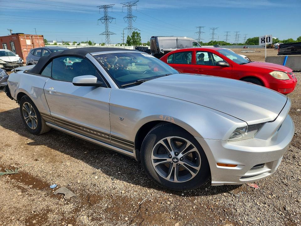2014 Ford Mustang მანქანა იყიდება აუქციონზე, vin: 1ZVBP8EM5E5210924, აუქციონის ნომერი: 58267146