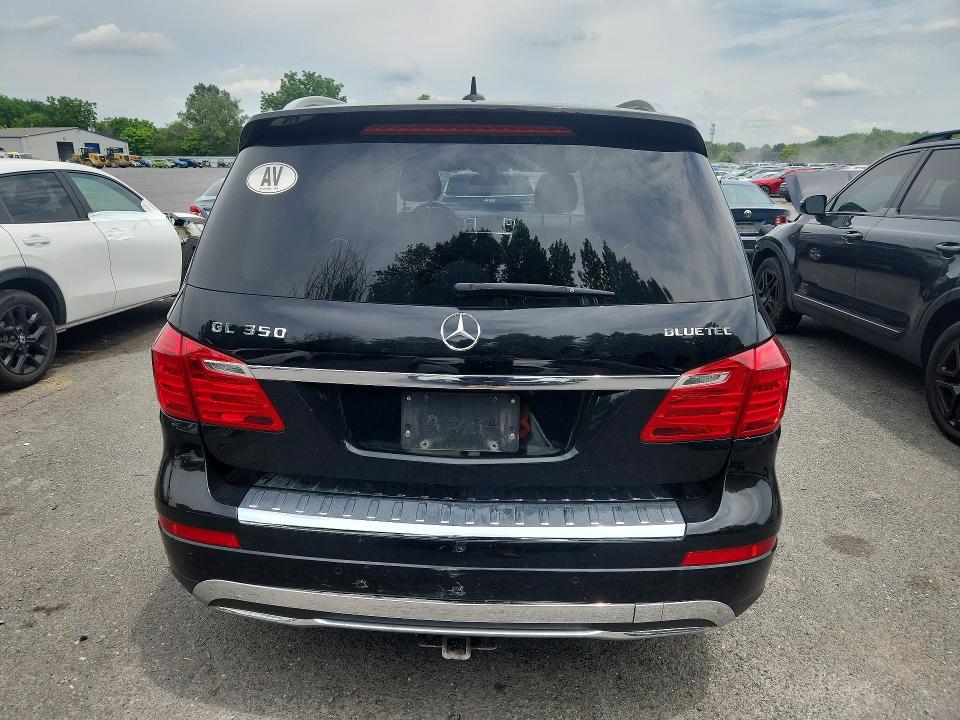 Продажа на аукционе авто 2016 Mercedes-benz Gl, vin: 4JGDF2EE5GA690702, номер лота: 58638016