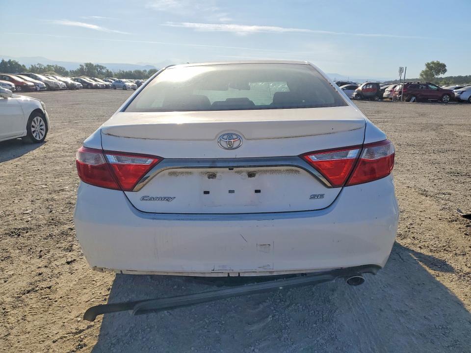 Продажа на аукционе авто 2015 Toyota Camry, vin: 4T1BF1FK8FU094499, номер лота: 57962286