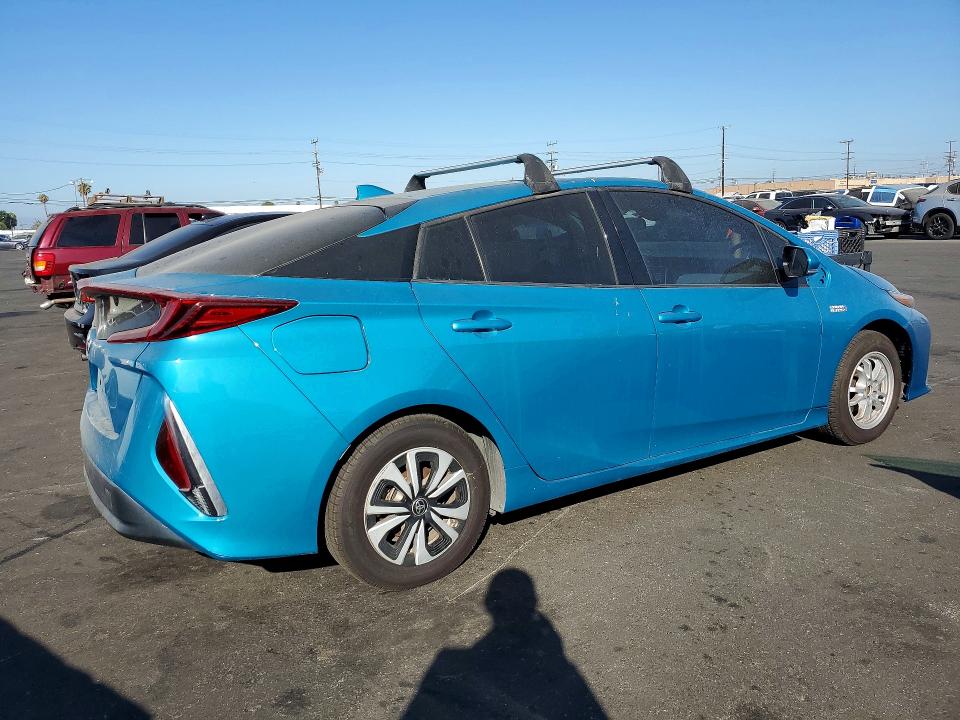 Auction sale of the 2017 Toyota Prius Prime, vin: JTDKARFP0H3059915, lot number: 56843156