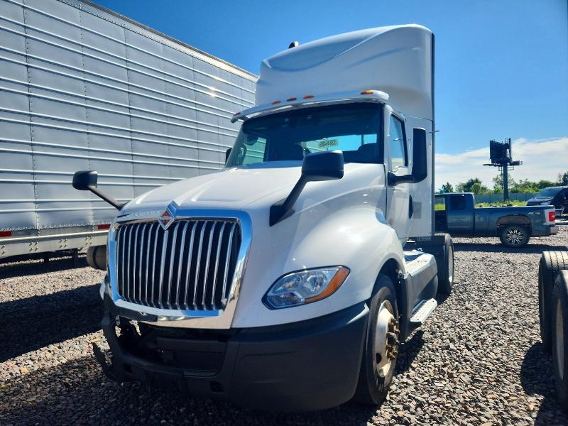 Продаж на аукціоні авто 2019 International Lt625, vin: 1HSDYAPR9KH044031, номер лоту: 53846486