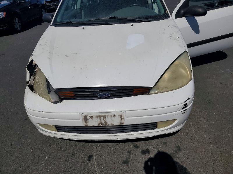 58945296 :رقم المزاد ، 3FAFP31331R117742 vin ، 2001 Ford Focus مزاد بيع