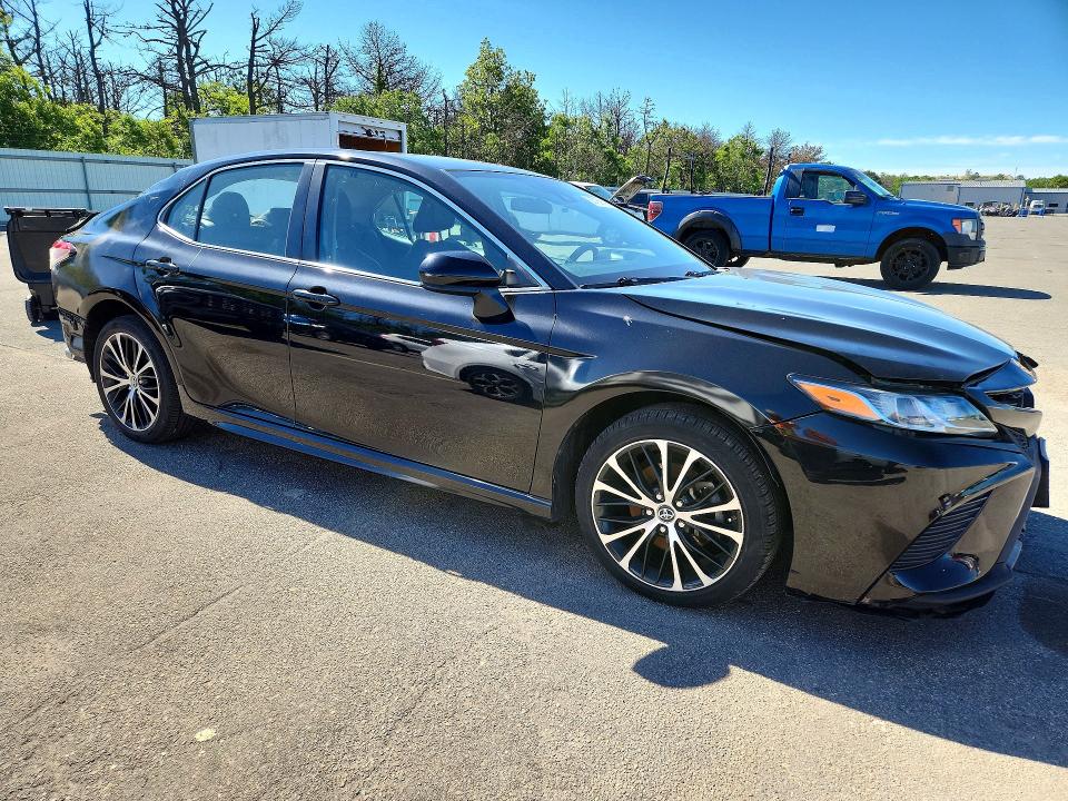 2019 Toyota Camry მანქანა იყიდება აუქციონზე, vin: 4T1B11HK6KU772950, აუქციონის ნომერი: 56786916