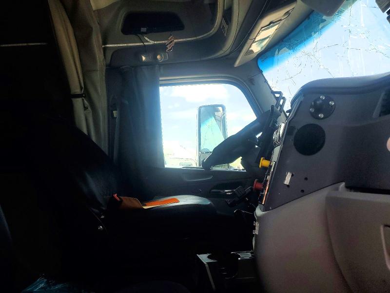 Продаж на аукціоні авто 2015 Peterbilt 579, vin: 1XPBD49X5FD285220, номер лоту: 59124406