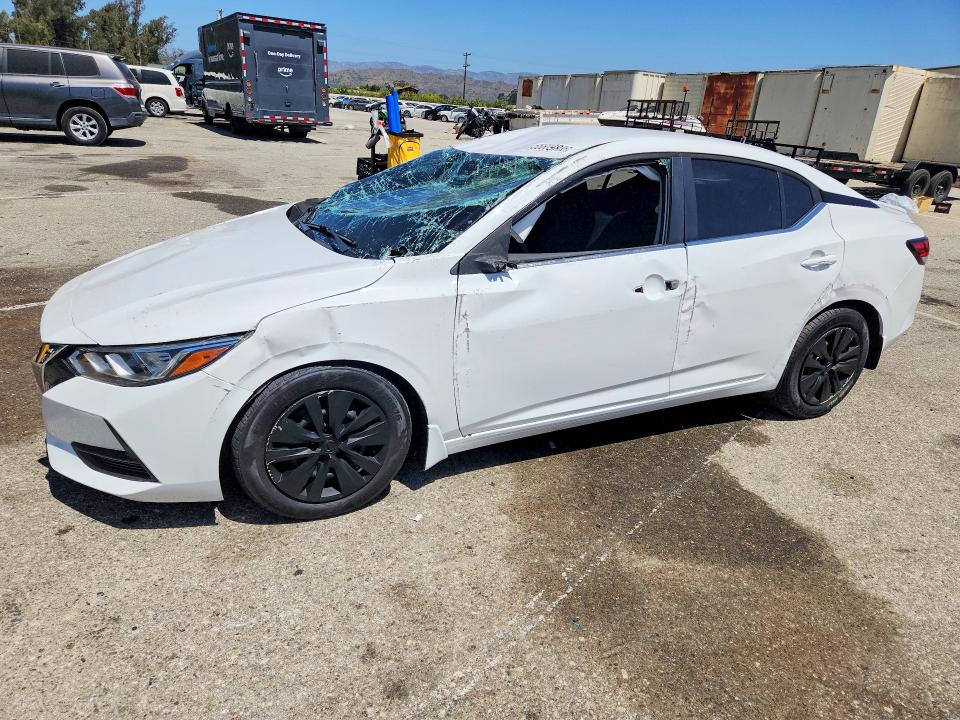 2020 Nissan Sentra მანქანა იყიდება აუქციონზე, vin: 3N1AB8BV1LY258255, აუქციონის ნომერი: 56609836