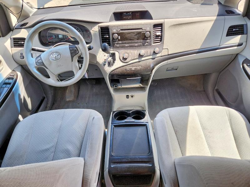 Продажа на аукционе авто 2011 Toyota Sienna, vin: 5TDJK3DCXBS008823, номер лота: 55604906