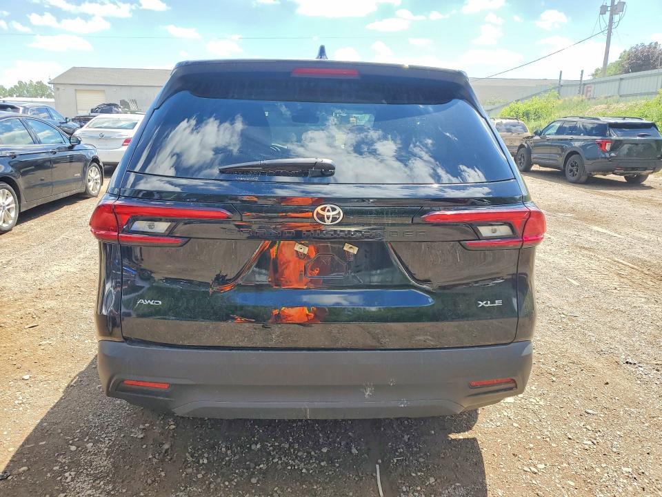 2026 Toyota Grand Highlander მანქანა იყიდება აუქციონზე, vin: 5TDAAAB55TS124542, აუქციონის ნომერი: 57002186