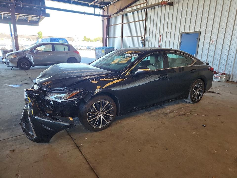 57010956 :رقم المزاد ، 58ADA1C14SU061005 vin ، 2025 Lexus Es 300h مزاد بيع
