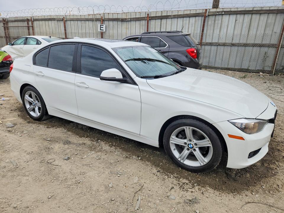 85612535 :رقم المزاد ، WBA3C1C5XFK119864 vin ، 2015 Bmw 328 مزاد بيع