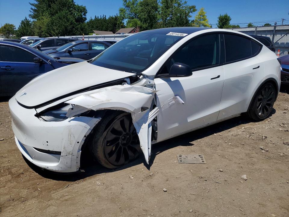 55814436 :رقم المزاد ، 7SAYGDEFXNF307271 vin ، 2022 Tesla Model Y مزاد بيع