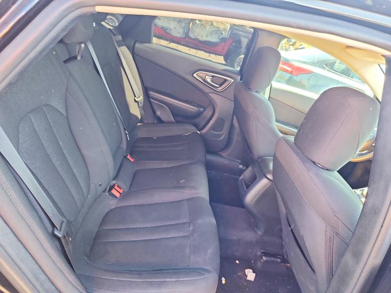 55333836 :رقم المزاد ، 1C3CCCFB9GN197749 vin ، 2016 Chrysler 200 مزاد بيع