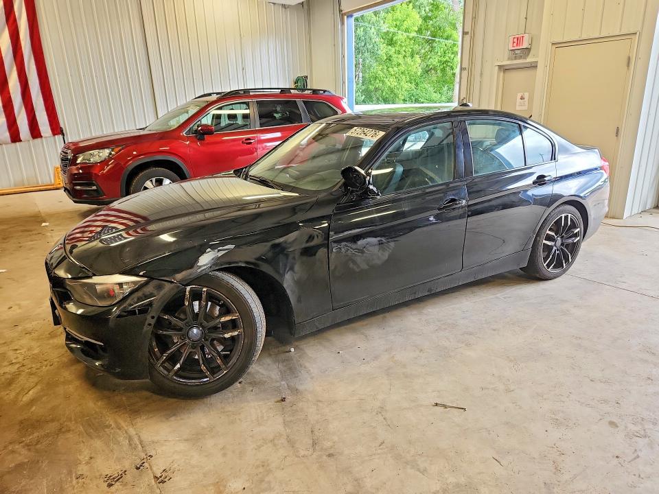 57264276 :رقم المزاد ، WBA3B1G5XFNT07005 vin ، 2015 Bmw 320 مزاد بيع