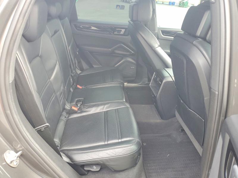 57424956 :رقم المزاد ، WP1AA2AY1NDA04400 vin ، 2022 Porsche Cayenne مزاد بيع