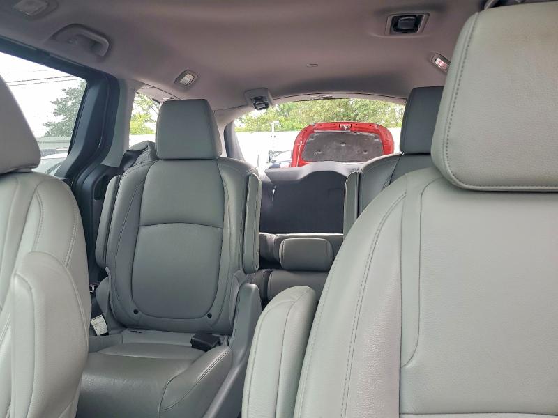 Продажа на аукционе авто 2018 Honda Odyssey, vin: 5FNRL6H77JB029680, номер лота: 59101336