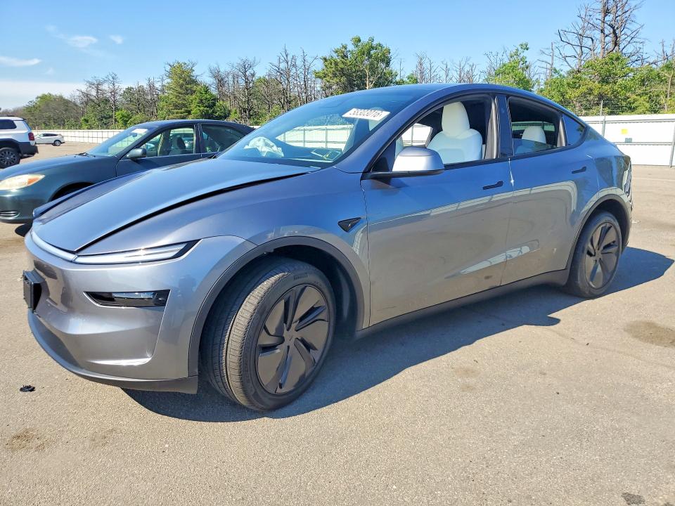 58303016 :رقم المزاد ، 7SAYGDEE6TA636518 vin ، 2026 Tesla Model Y مزاد بيع