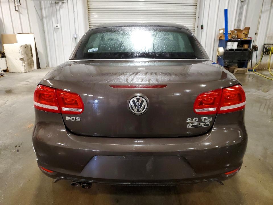 56887216 :رقم المزاد ، WVWBW8AH1DV008028 vin ، 2023 Volkswagen Eos مزاد بيع