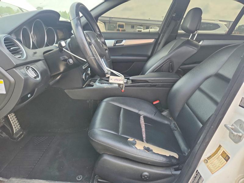 52316346 :رقم المزاد ، WDDGF4HB7DR269677 vin ، 2013 Mercedes-benz C مزاد بيع