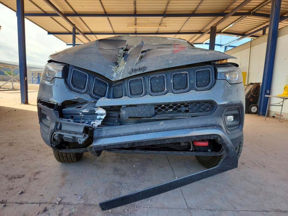 47569976 :رقم المزاد ، 3C4NJDDB0NT115553 vin ، 2022 Jeep Compass مزاد بيع